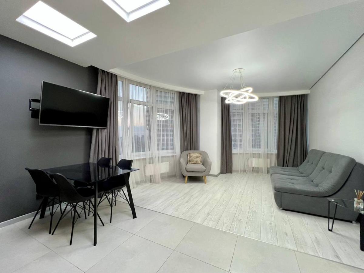 44 Pearl Stylish 1-Bedroom Apartment Odessa Ngoại thất bức ảnh